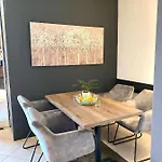 Veja's Apartment *
