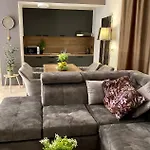 Апартаменты Veja's *